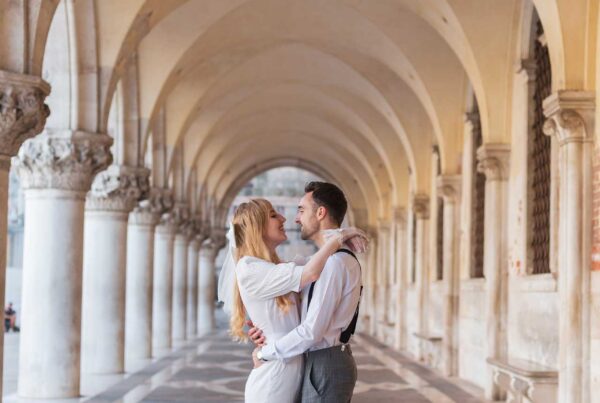 Couple engagement photoshoot in Venice, Italy