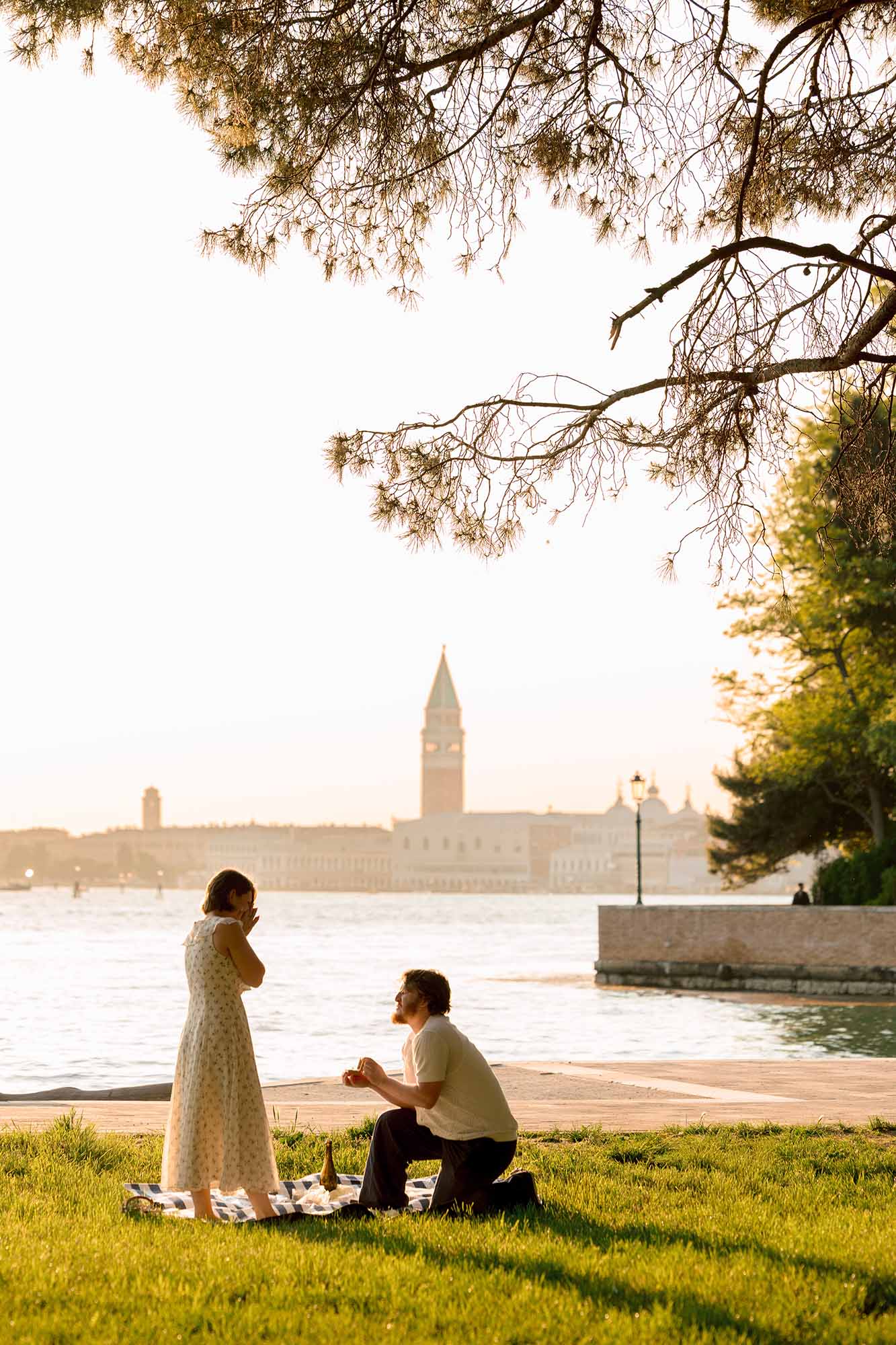 Venice Proposal Photographer - Engagement in Sant Elena