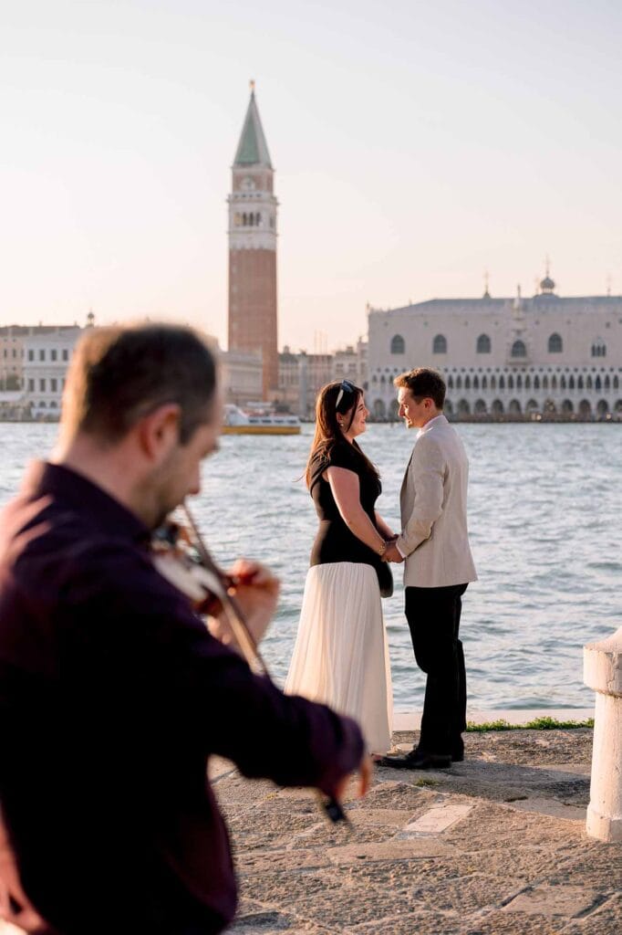 Proposal with violinist on San Giorgio Maggiore island